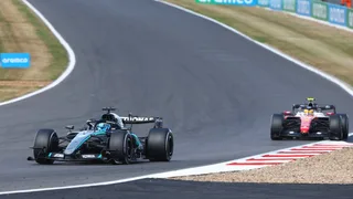 Mercedes reliability woes open door to Ferrari championship bid, says former F1 driver
