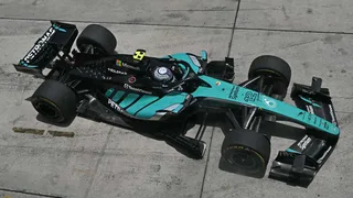 Esperimenti Mercedes a Singapore: Antonelli in pista con la W17 aggiornata, Russell torna alla versione pre-Malesia