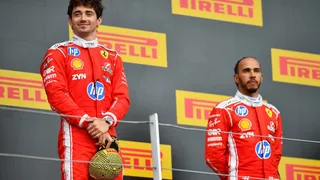 Ferrari urged to back Lewis Hamilton as Guenther Steiner issues team order warning
