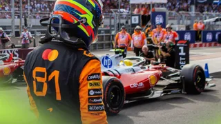 Untelevised Oscar Piastri gesture emerges after Hamilton incident