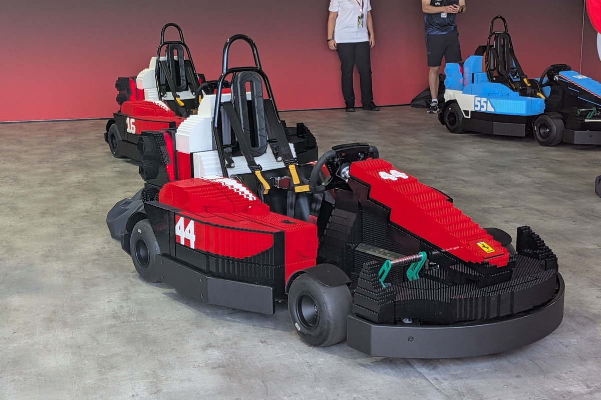 F1 | Mattoncini in pista a Silverstone: prima del GP i piloti si sfideranno su go-kart fatti di LEGO