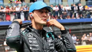 Mercedes F1 team makes worrying admission over serious issue hurting George Russell