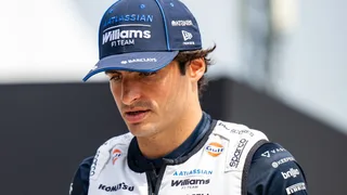 Sainz yet to be "convinced" that F1 2026 will finish in the Middle East
