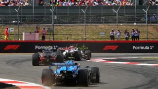 F1 Explains: Sainz and Bortoleto on Race Starts, Dirty Air and More