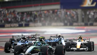 Alonso criticises quality of F1 backmarkers after Albon clash at United States GP