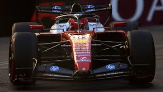 F1 | Leclerc lancia l'allarme: "Gli altri crescono, noi no e ci stanno raggiungendo in curva. Dobbiamo reagire"