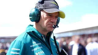 Disastro Aston Martin, Newey ammette altre colpe: “Non ho dedicato tempo ad ascoltare Alonso e Stroll”