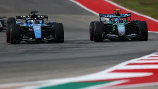 Alonso slams driver quality after Albon clash