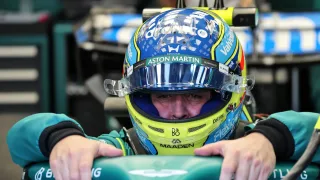 Fernando Alonso blasts ‘100% unfair’ F1 decision amid Sepang software chaos