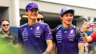 Mercedes make bold upgrade call with drivers to split paths in Singapore