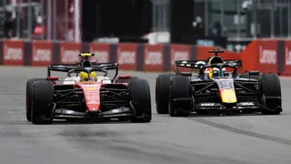 Rinnovo Verstappen, Hamilton: “Ha scelto la strada più facile”