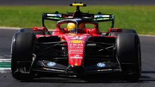 Hamilton: “Perdo 6 decimi in rettilineo su Russell. Macchina difficile da guidare in FP2”