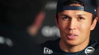 Alex Albon commits to Williams F1 team for 2027