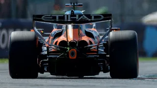 F1 | McLaren, Baku è un altro esame: sulla MCL40 debutta un nuovo pacchetto e torna l'ala ribaltabile