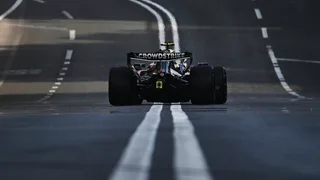 F1 | Per la Mercedes Baku è lo specchio della stagione: c'è la velocità, ma anche la fragilità