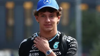 Kimi Antonelli shows "zero sign" of championship pressure as Jolyon Palmer hails 2026 turnaround