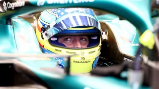 Fernando Alonso extends Aston Martin contract into F1 2027