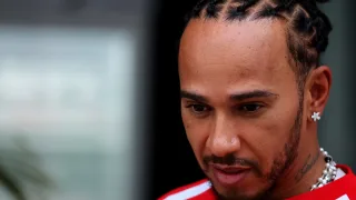 Lewis Hamilton calls for Ferrari changes but offers Vassuer ‘full backing’