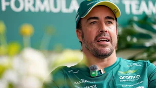 "Se guardassi le gare in TV, sentirei di poter fare meglio degli altri": cosa ha spinto Alonso a restare in F1