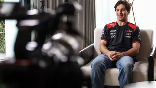 Camara Reveals He Will Race in F1 With Contact Lenses
