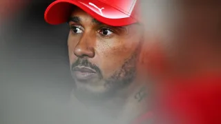 Lewis Hamilton calls out Ferrari for “wasting time” in fiery F1 Zandvoort radio messages
