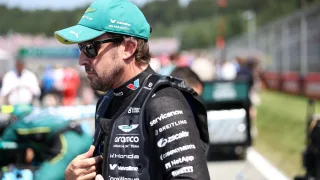 Will Aston Martin upgrade impact Fernando Alonso F1 retirement decision?