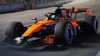 McLaren launches review following ‘unusual’ Piastri puncture