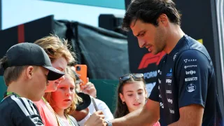 Williams F1 boss assesses chances of retaining Carlos Sainz