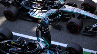 Russell delays his penalty until Mercedes' engine step arrives