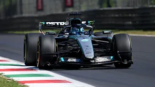 F1 | Monza, Libere 2: Russell si riprende la vetta, ma Leclerc è vicino. Kimi 3° studia per la gara