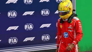 Lewis Hamilton frustrated with “completely different car” after Ferrari set-up tweaks in F1 Dutch GP sprint qualifying