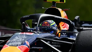 F1 | Da 21° a 6° con 2 pit stop in 2 giri: come la rimonta di Spa è diventata la miglior gara di Hadjar con la Red Bull