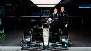 Dürksen makes history with maiden Mercedes F1 test