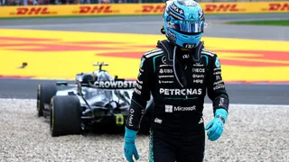 Wolff feeling pain of Russell’s lost points in Mercedes’ F1 title battle