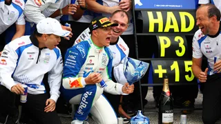 Casco speciale anche per Hadjar a Zandvoort in ricordo del suo primo podio