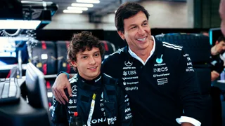 Wolff jokes Antonelli needs a cushion after Singapore track limits