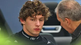 Antonelli issues Mercedes warning after Singapore sprint qualifying struggle