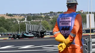 F1 | "Sembrava ci fossero Teletubbies al muretto": come il sistema delle bandiere blu è andato in tilt creando il caos