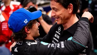 F1 | Wolff: "Kimi partirà indietro a Monza, ma con le scie potrebbe lottare anche per la vittoria!"