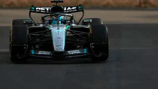 Mercedes monstre, ma Max e le Ferrari non perdono solo sul dritto